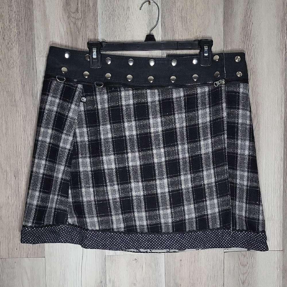 Zand Womens One Size Reversible Wrap Skirt Adjustable Wool Plaid Grunge Punk